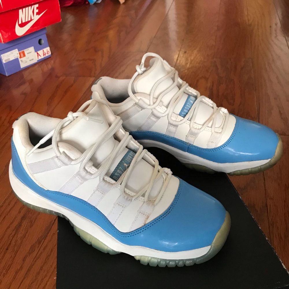 Air Jordan 11 Retro Low BG